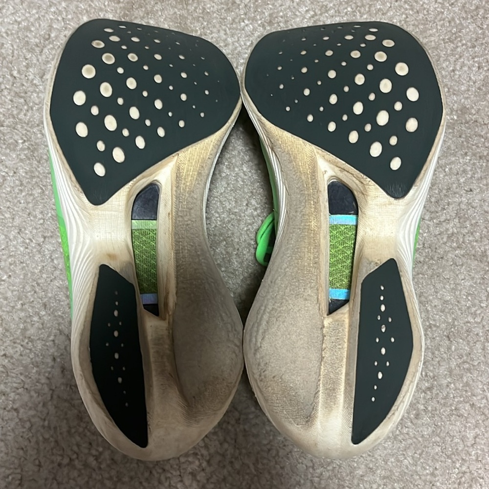 Women's Saucony Endorphin Elite Super Shoe Size 7.5 - Picture 4 of 6